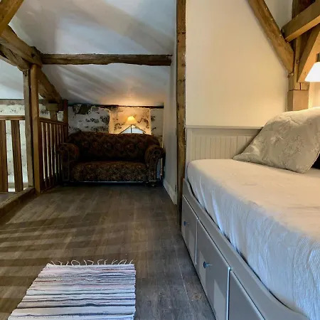 Holiday home Petit Clos Rural Saint-Jean-de-Duras