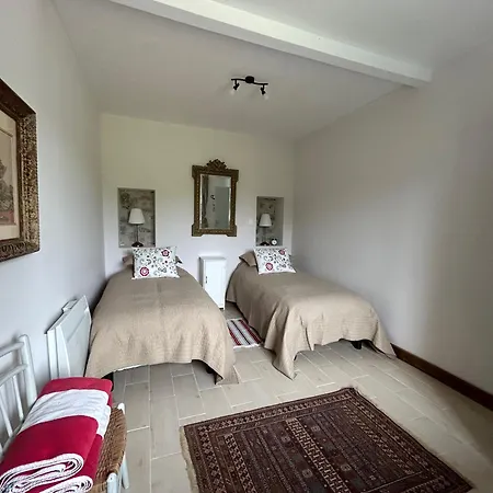 Holiday home Petit Clos Rural Saint-Jean-de-Duras